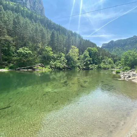 ベッド・アンド・ブレックファスト Entre Tarn Et Causses Le Recoux